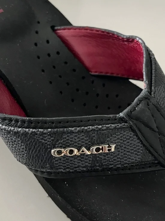 Coach Black Leather Thong Sandals with Red Lining and Gold Logo Box included - Picture 7 of 10